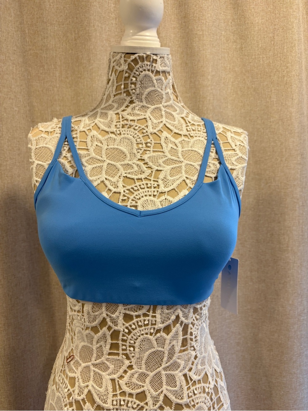 Athleta Sky Blue Seamless V-Neck Sports Bra